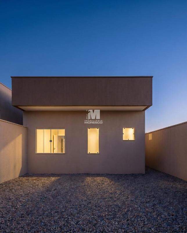 Casa à venda no bairro Centro: 