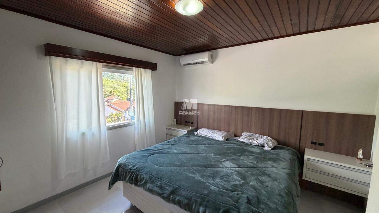 Casa à venda no bairro Imigrantes: 