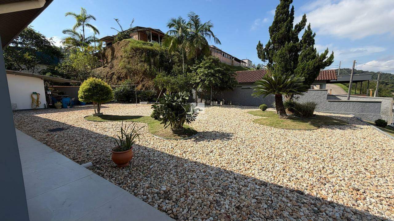 Casa à venda no bairro Imigrantes: 