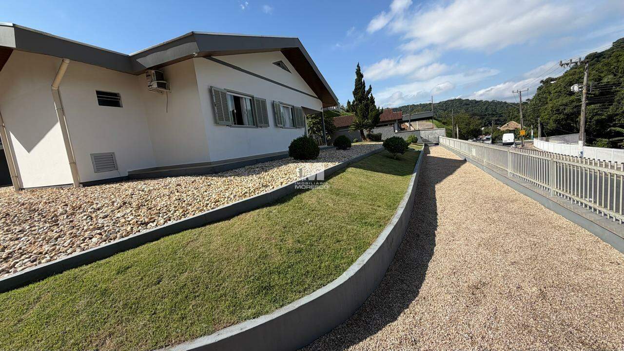 Casa à venda no bairro Imigrantes: 