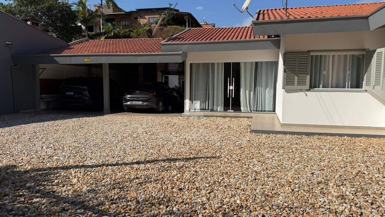 Casa à venda no bairro Imigrantes: 