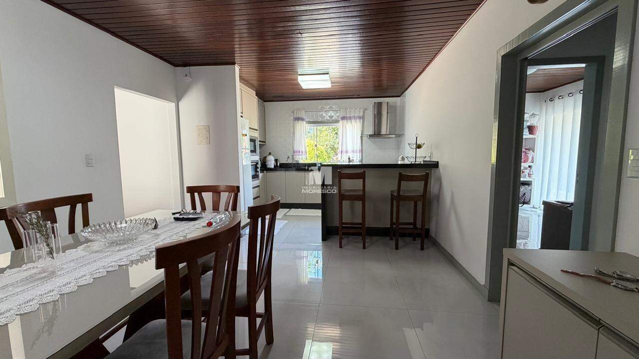 Casa à venda no bairro Imigrantes: 