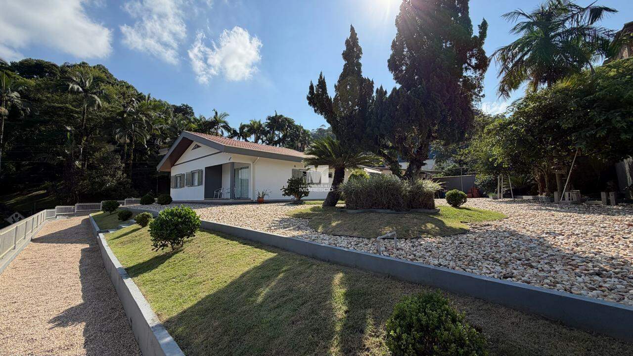 Casa à venda no bairro Imigrantes: 