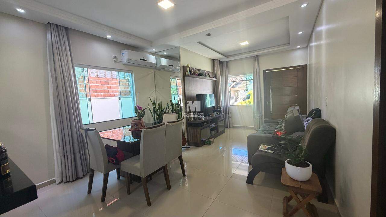 Casa à venda no bairro São Pedro: 