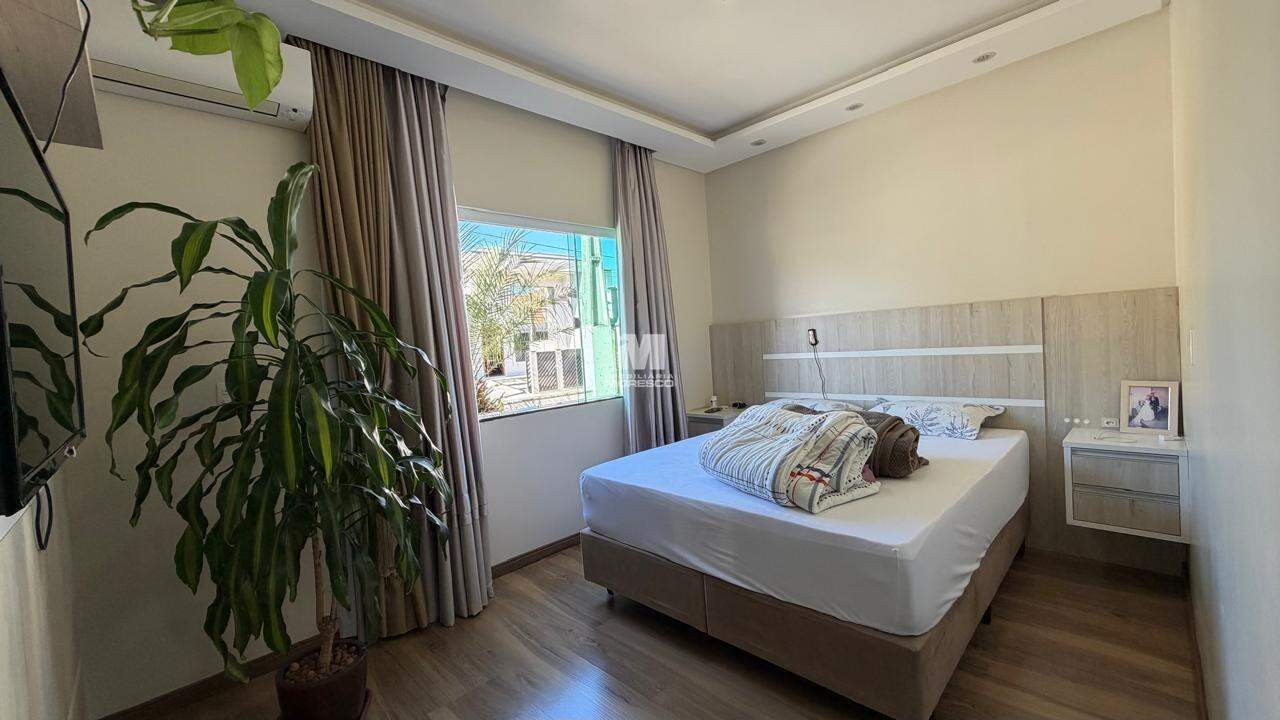 Casa à venda no bairro São Pedro: 