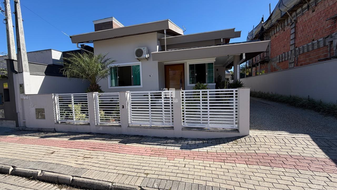 Casa à venda no bairro São Pedro: 
