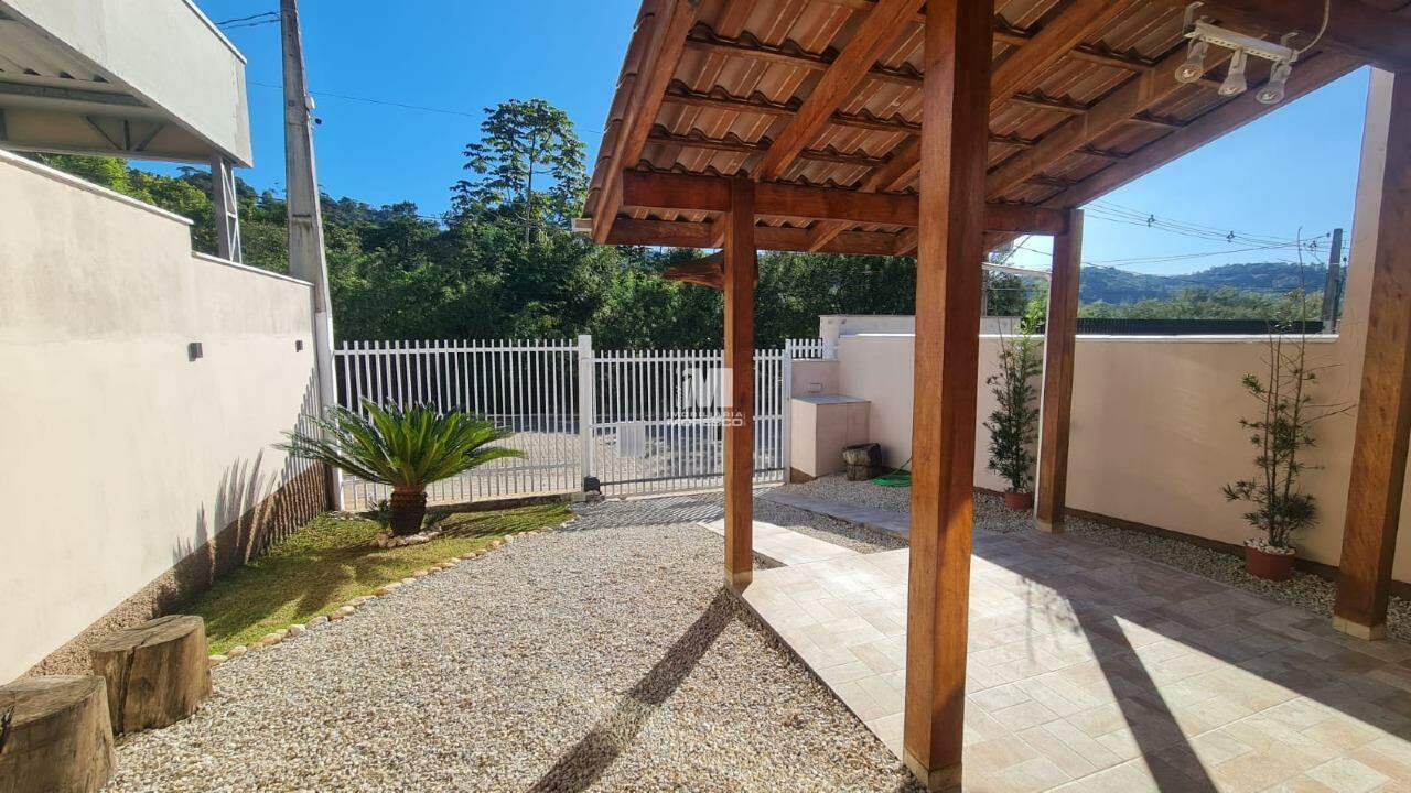 Casa à venda no bairro Limeira Baixa: 