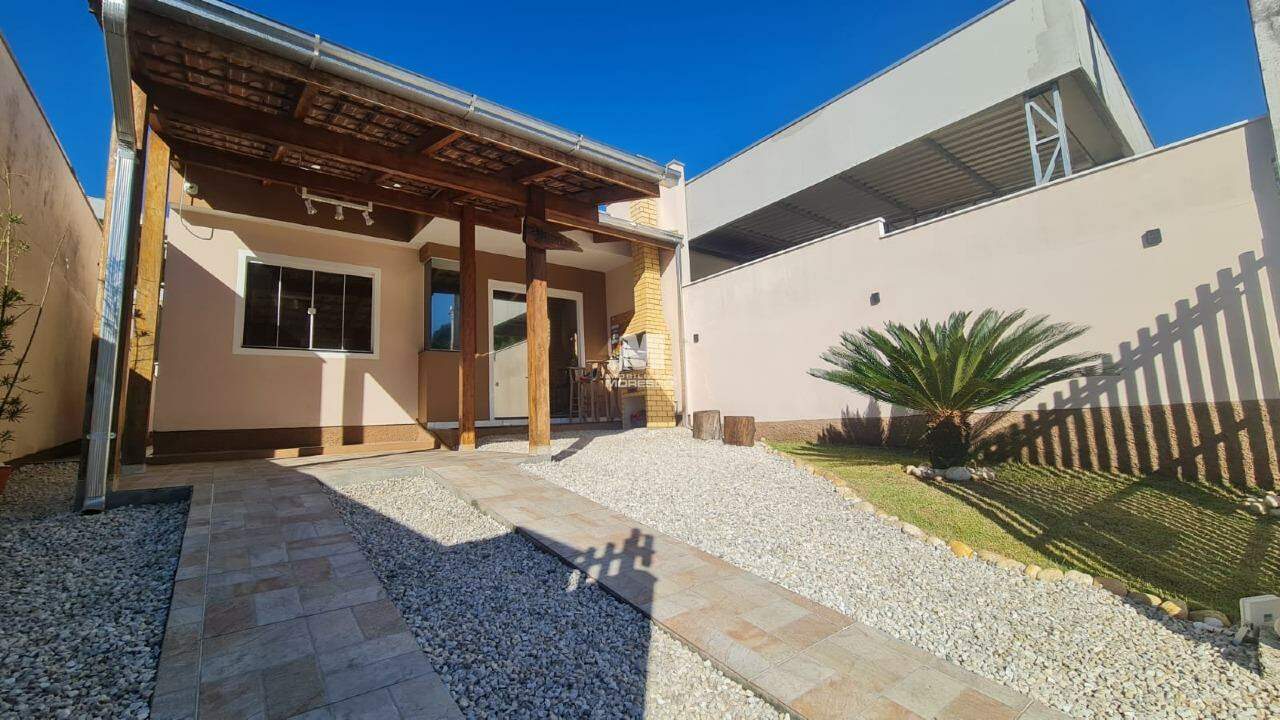 Casa à venda no bairro Limeira Baixa: 