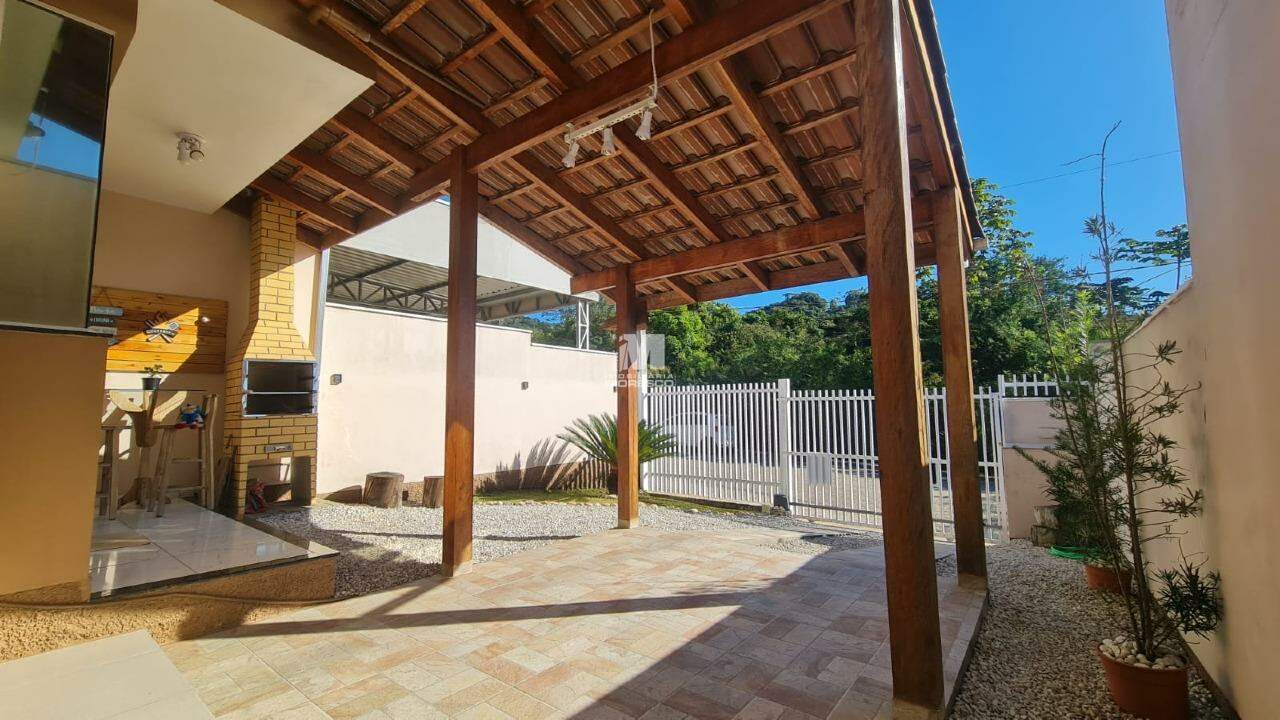 Casa à venda no bairro Limeira Baixa: 
