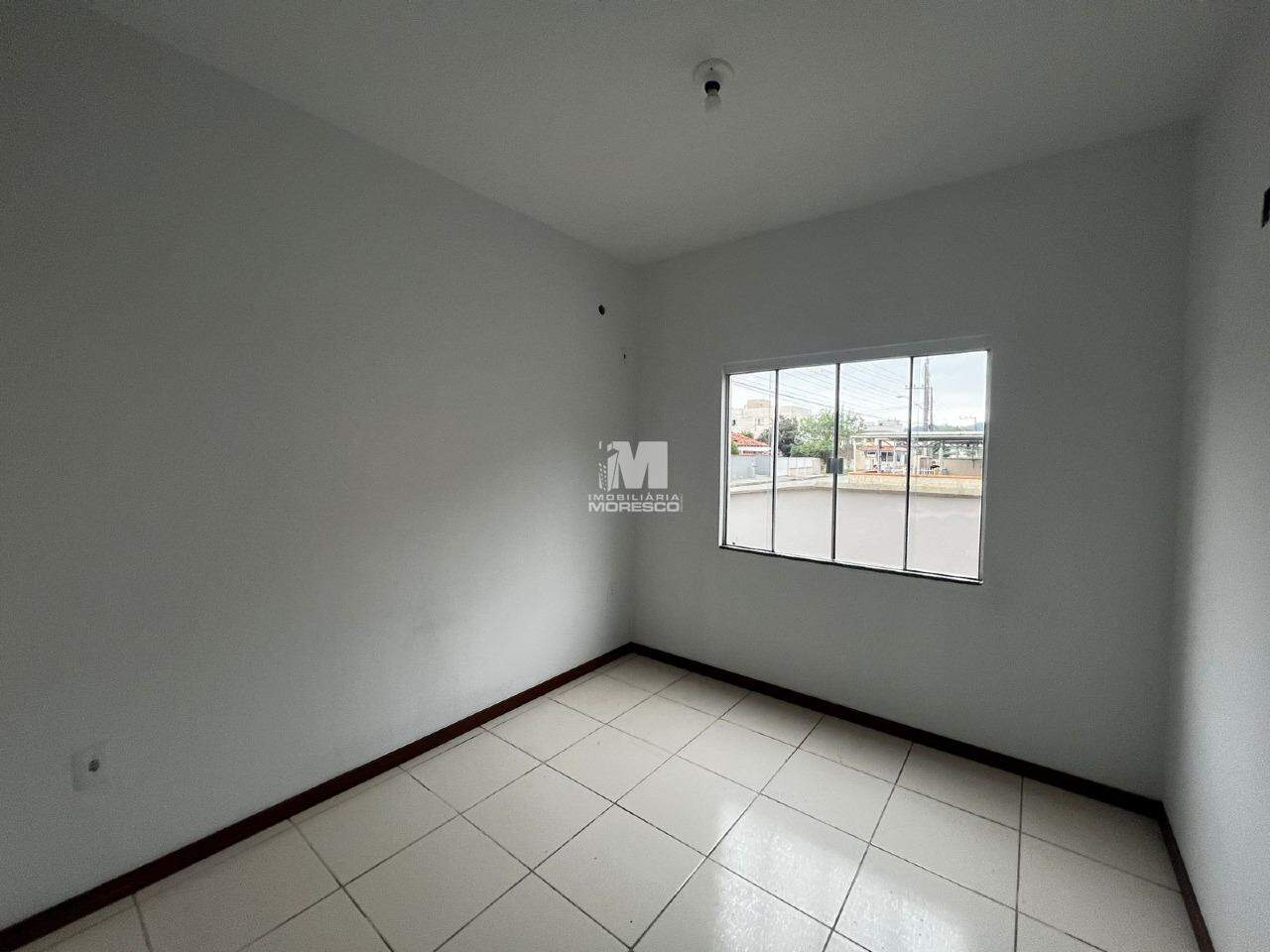 Apartamento para aluguel no bairro Limoeiro: 