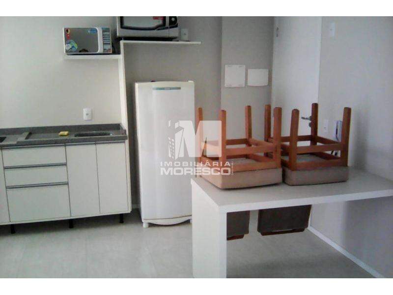 Flat à venda no bairro Santa Terezinha: 