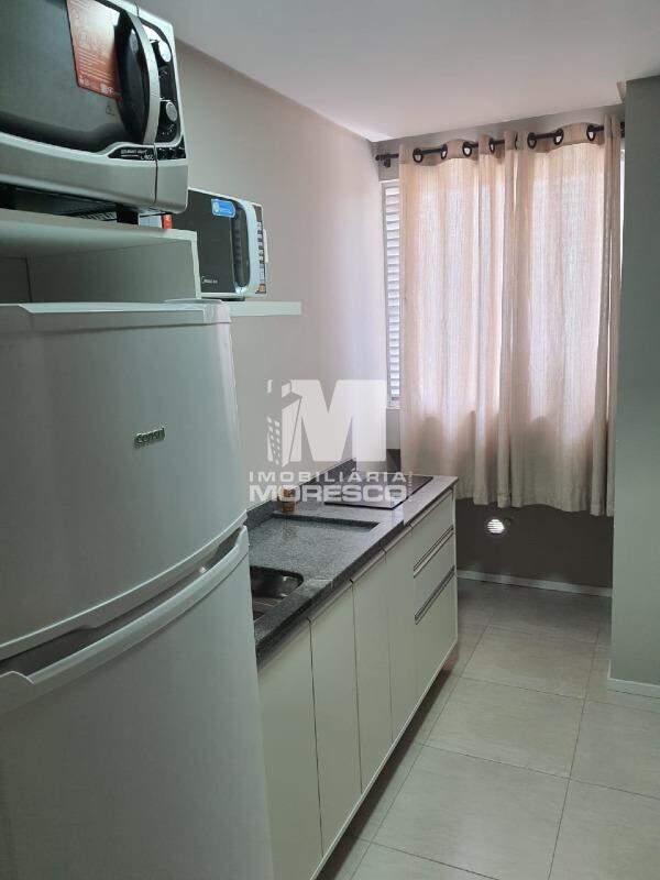 Flat à venda no bairro Santa Terezinha: 