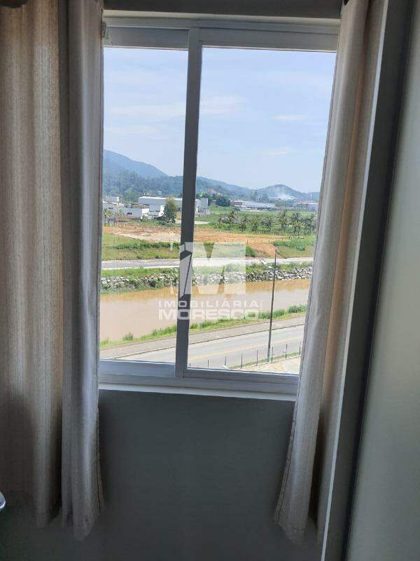 Flat à venda no bairro Santa Terezinha: 