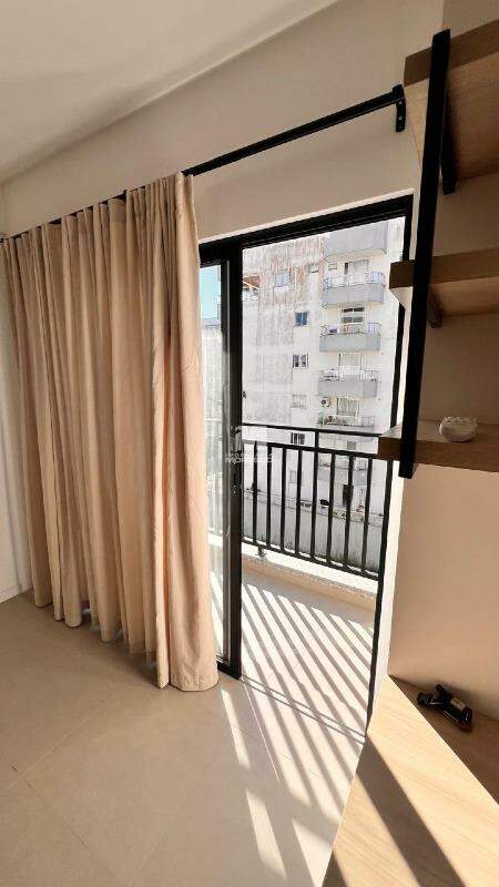 Flat para aluguel no bairro Santa Terezinha: 