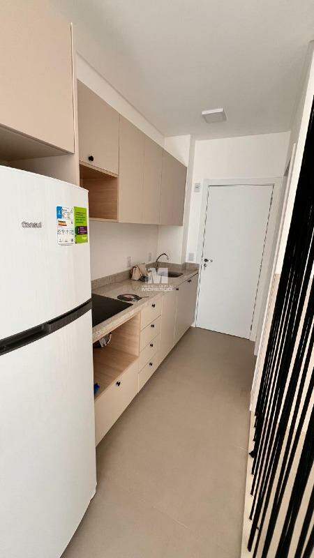 Flat para aluguel no bairro Santa Terezinha: 