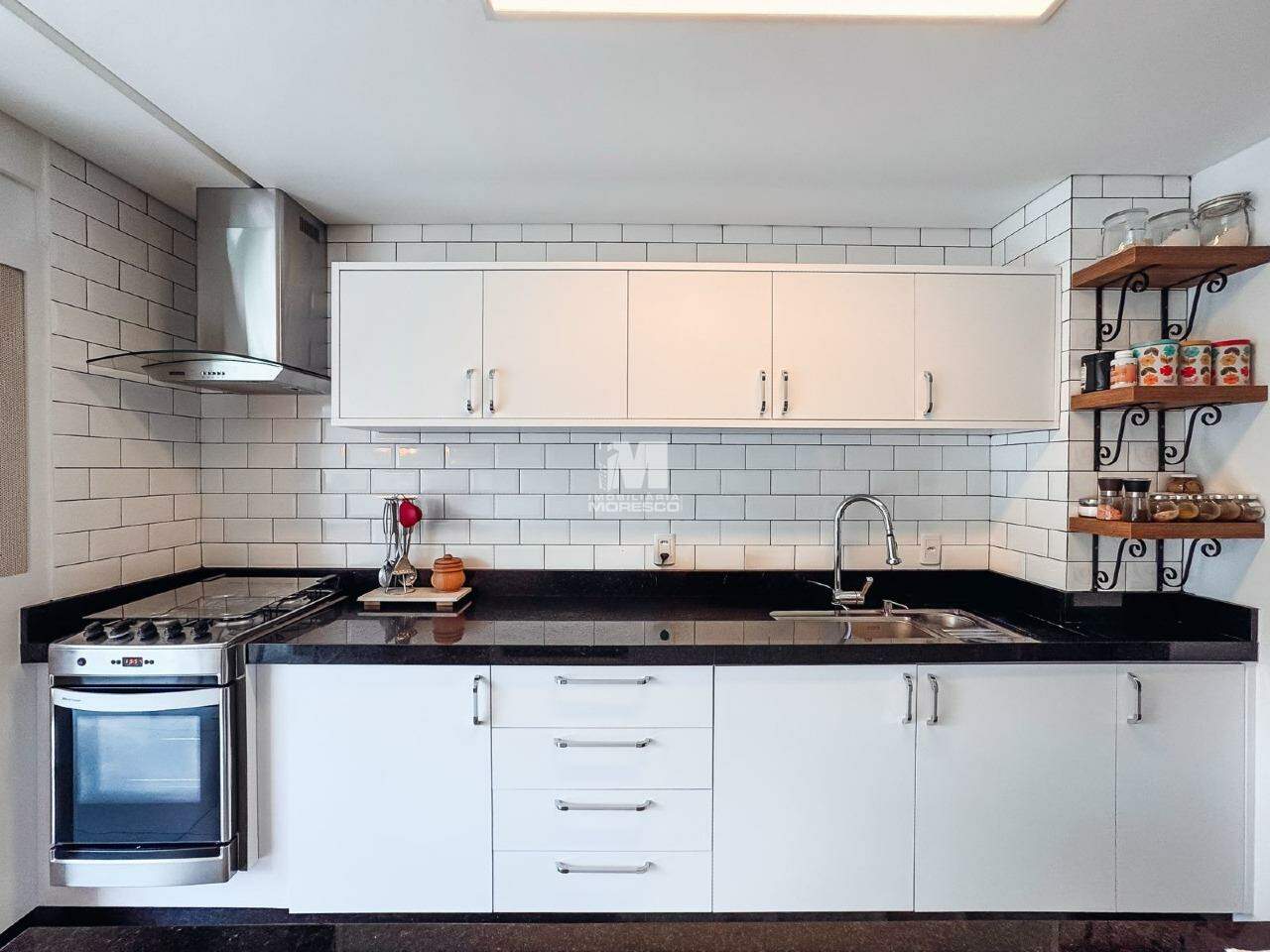 Apartamento à venda no bairro São Luiz: 