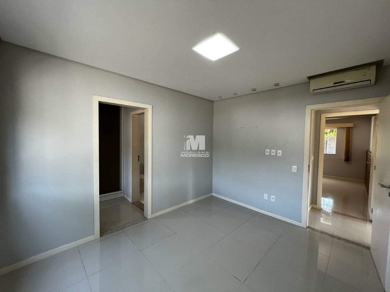 Casa para aluguel no bairro Dom Joaquim: 