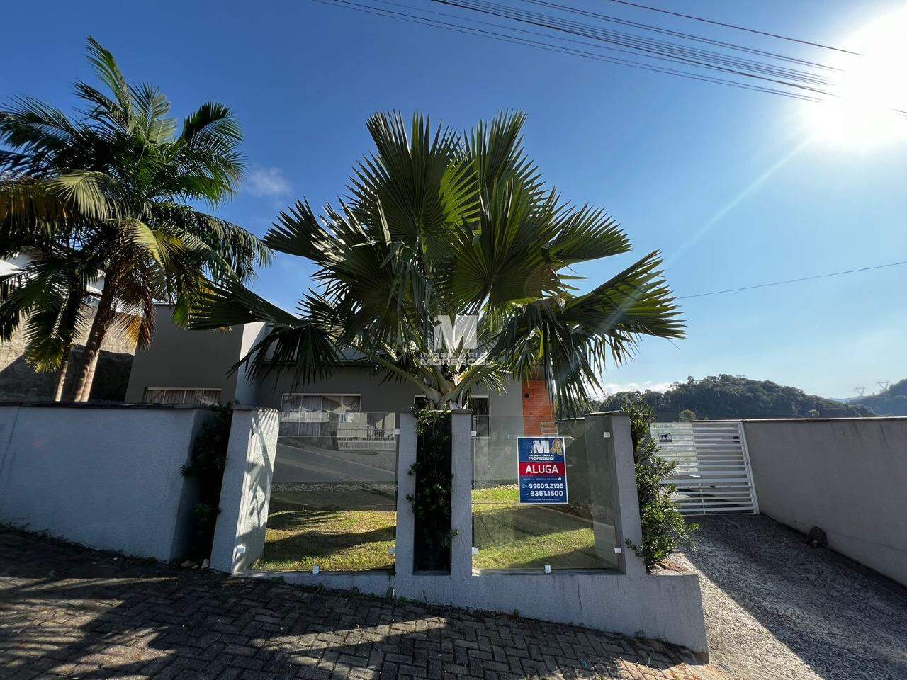 Casa para aluguel no bairro Dom Joaquim: 