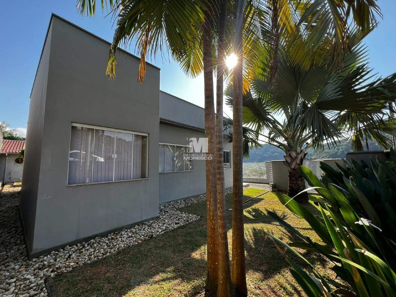 Casa para aluguel no bairro Dom Joaquim: 
