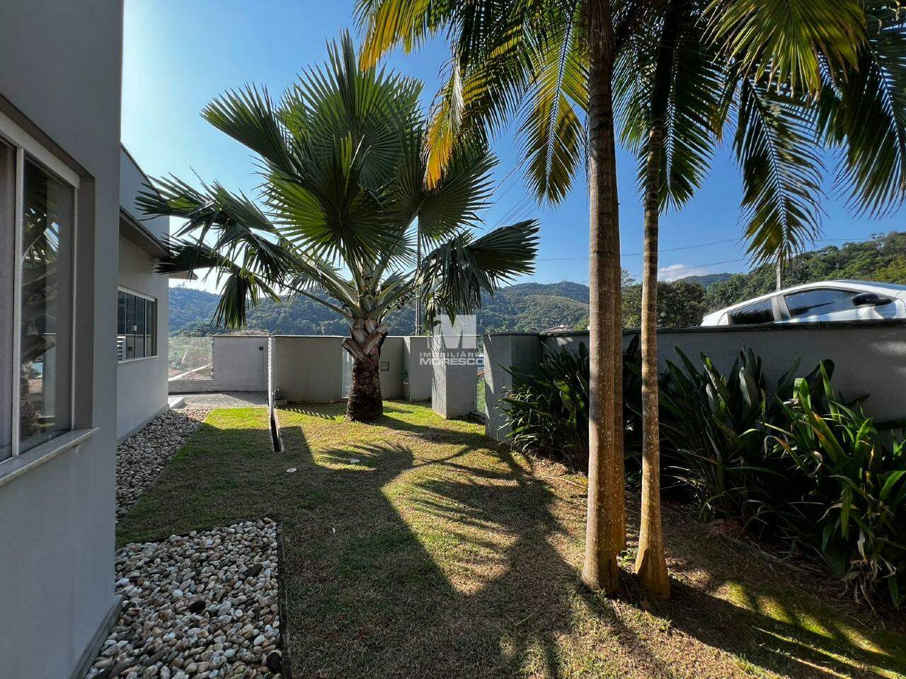 Casa para aluguel no bairro Dom Joaquim: 