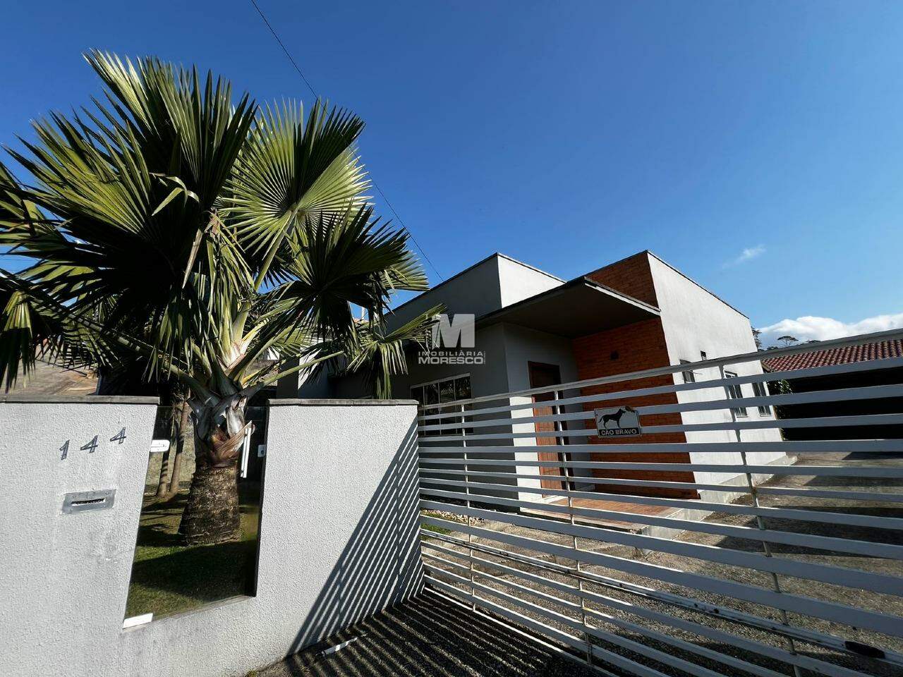 Casa para aluguel no bairro Dom Joaquim: 