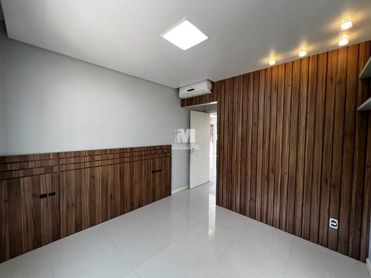 Casa para aluguel no bairro Dom Joaquim: 