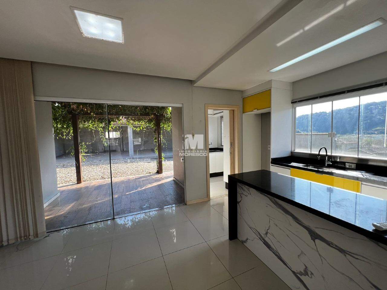 Casa para aluguel no bairro Dom Joaquim: 