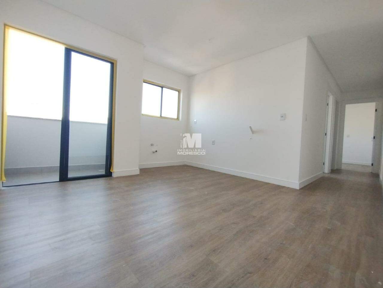 Apartamento à venda no bairro Santa Terezinha: 