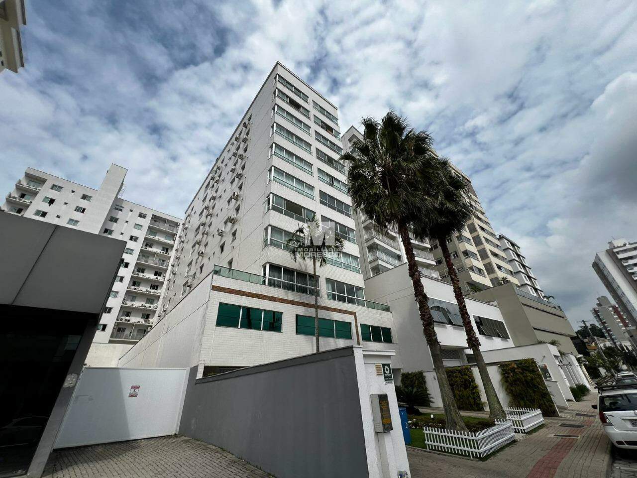 Apartamento à venda no bairro São Luiz: 