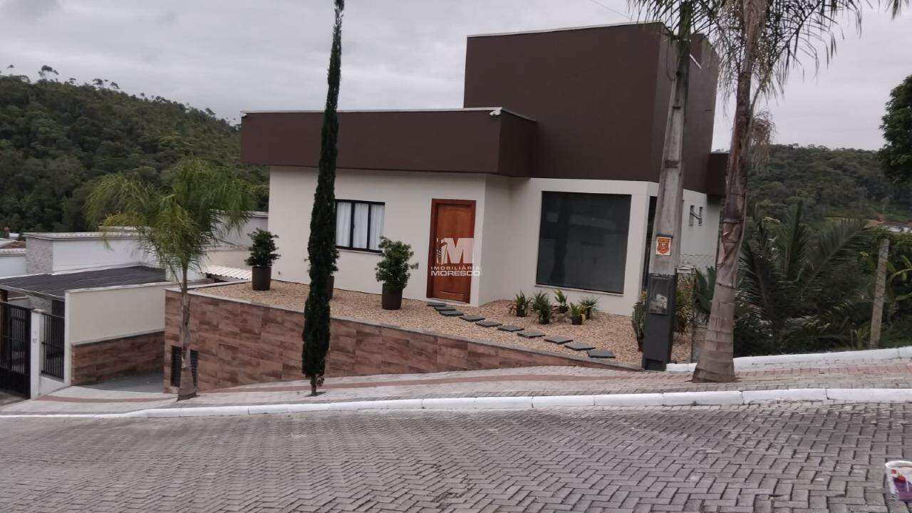 Casa de 3 quartos, 282m² no bairro Zantão, em Brusque | Eu Corretor
