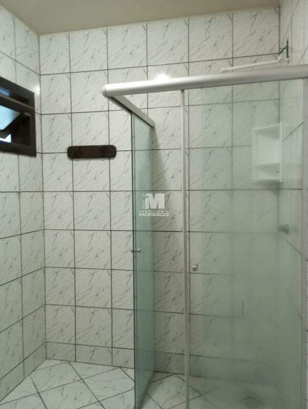 Casa para aluguel no bairro Azambuja: 