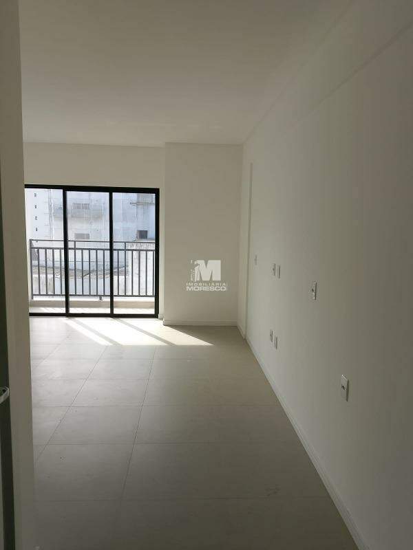 Flat para aluguel no bairro Santa Terezinha: 