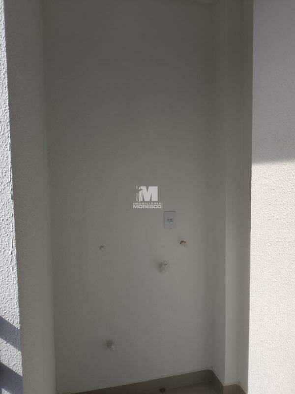 Flat para aluguel no bairro Santa Terezinha: 