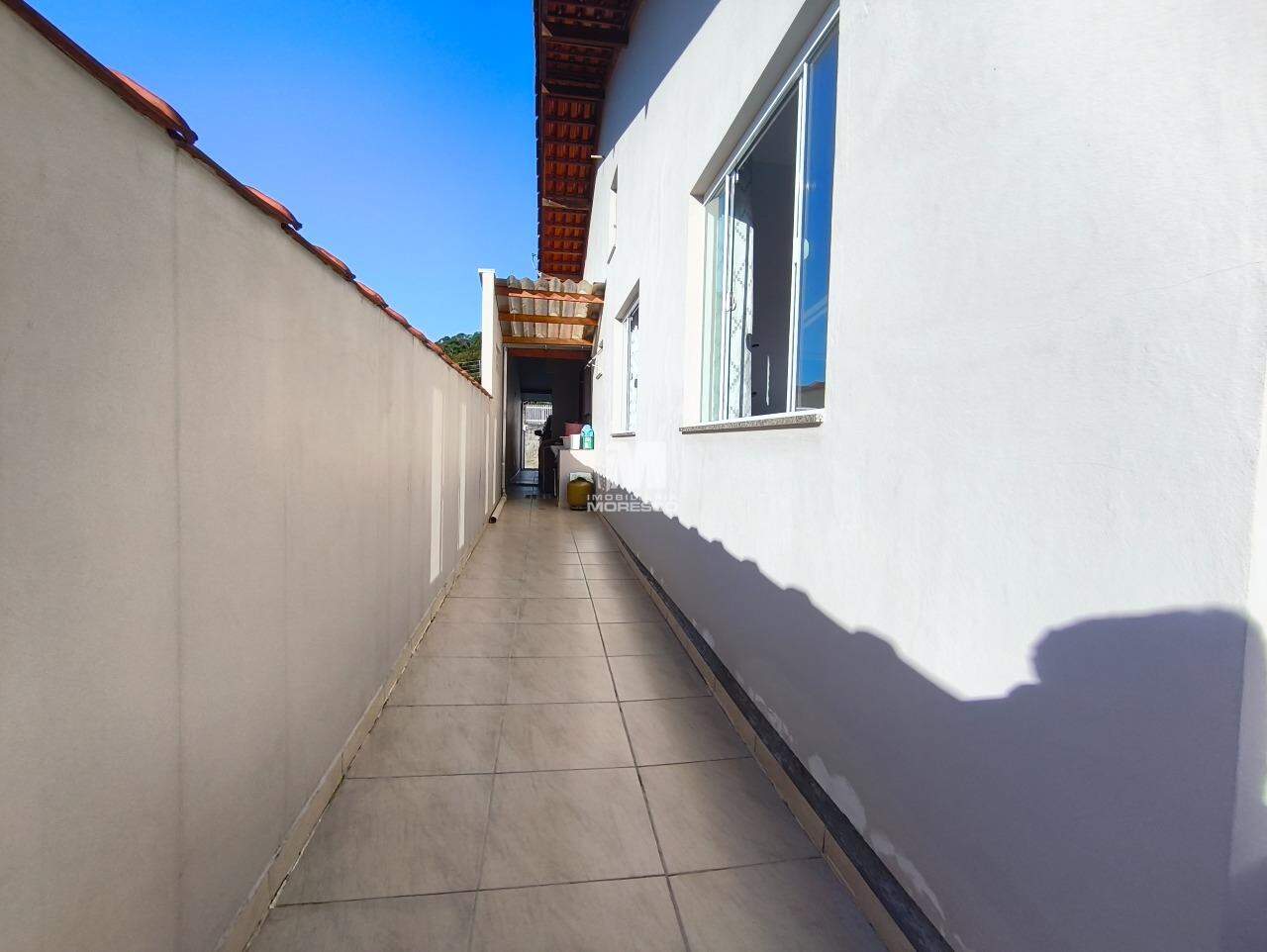 Casa à venda no bairro Dom Joaquim: 