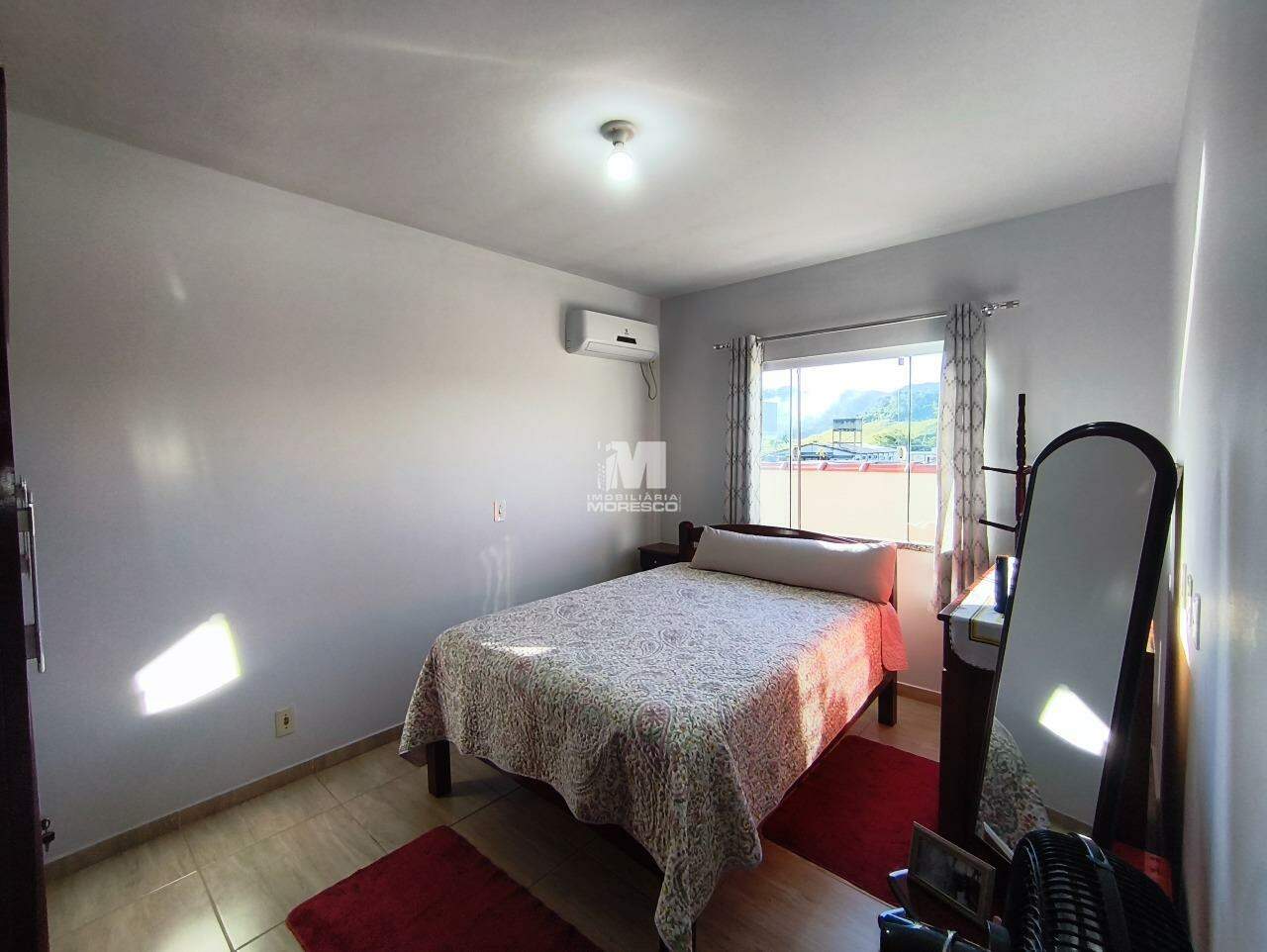 Casa à venda no bairro Dom Joaquim: 