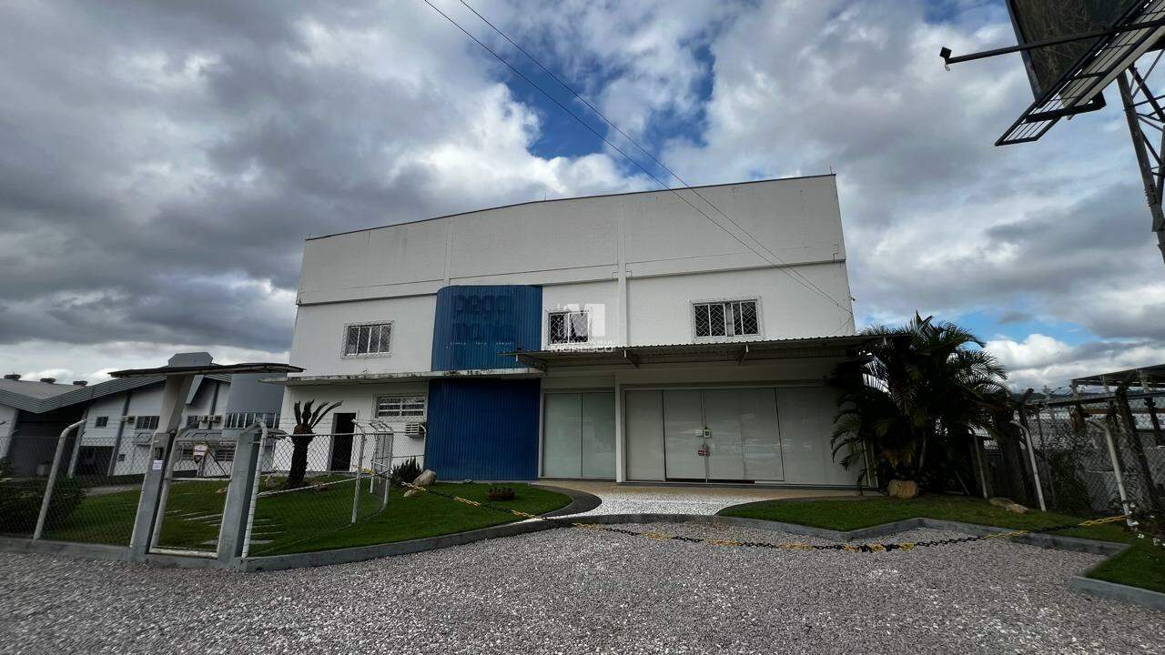 Galpão / Depósito / Armazém de 1200m² no bairro Bateas, em Brusque | Eu Corretor