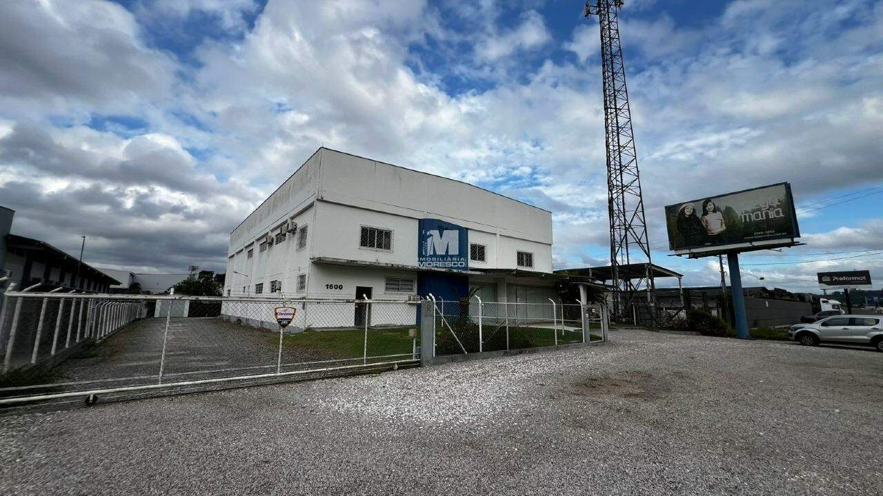 Galpão / Depósito / Armazém de 1200m² no bairro Bateas, em Brusque | Eu Corretor