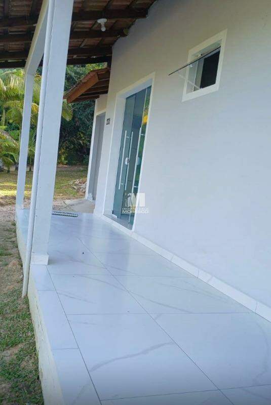 Casa à venda no bairro Holstein: