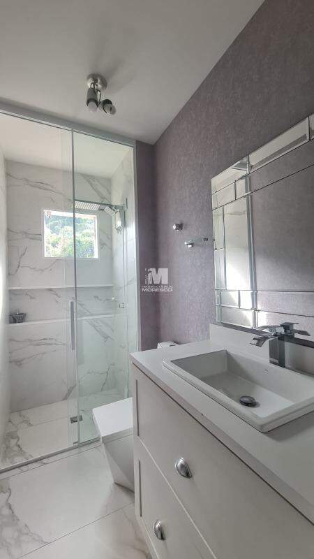 Apartamento à venda no bairro Guarani: 