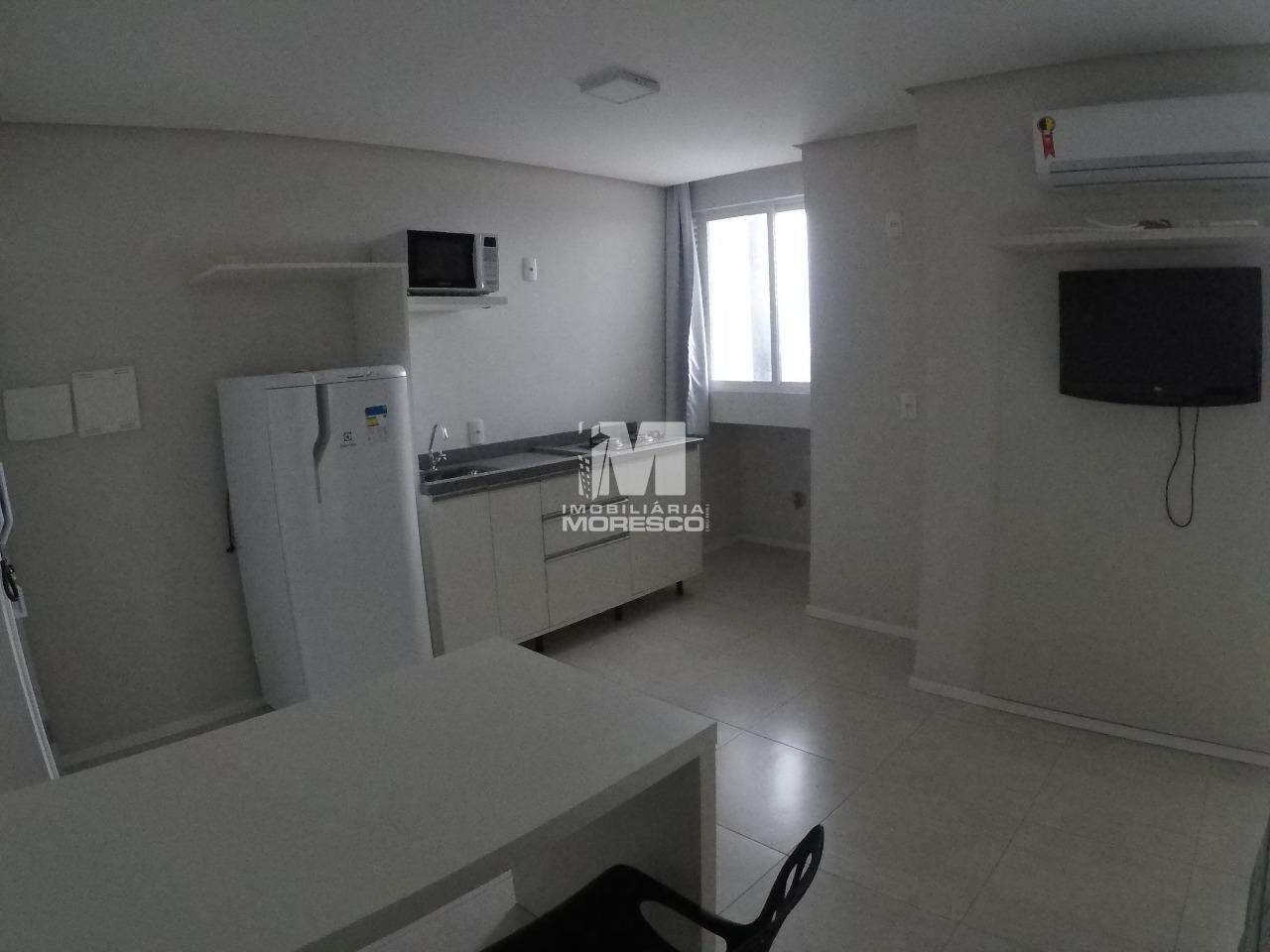 Flat à venda no bairro Santa Terezinha: 