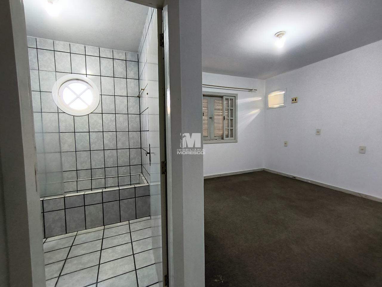 Casa à venda no bairro Guabiruba Sul: 