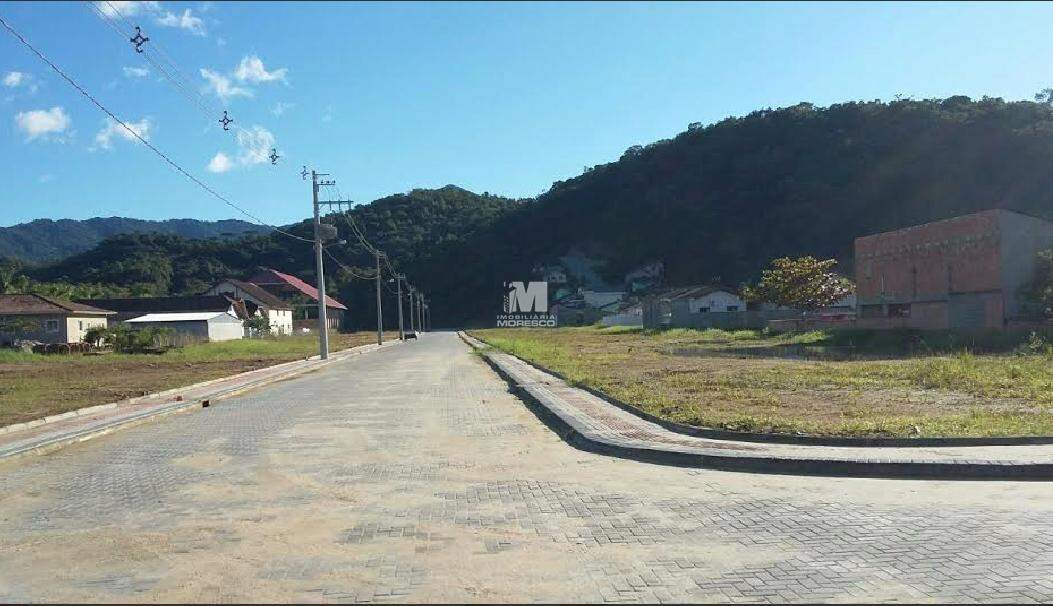 Terreno à venda no bairro Centro: 