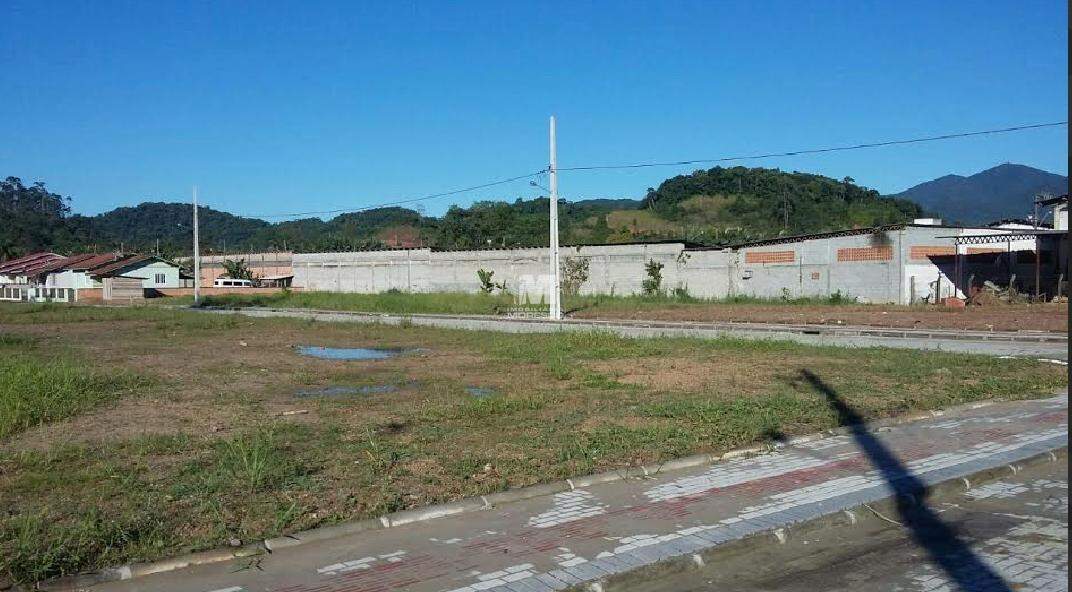 Terreno à venda no bairro Centro: 