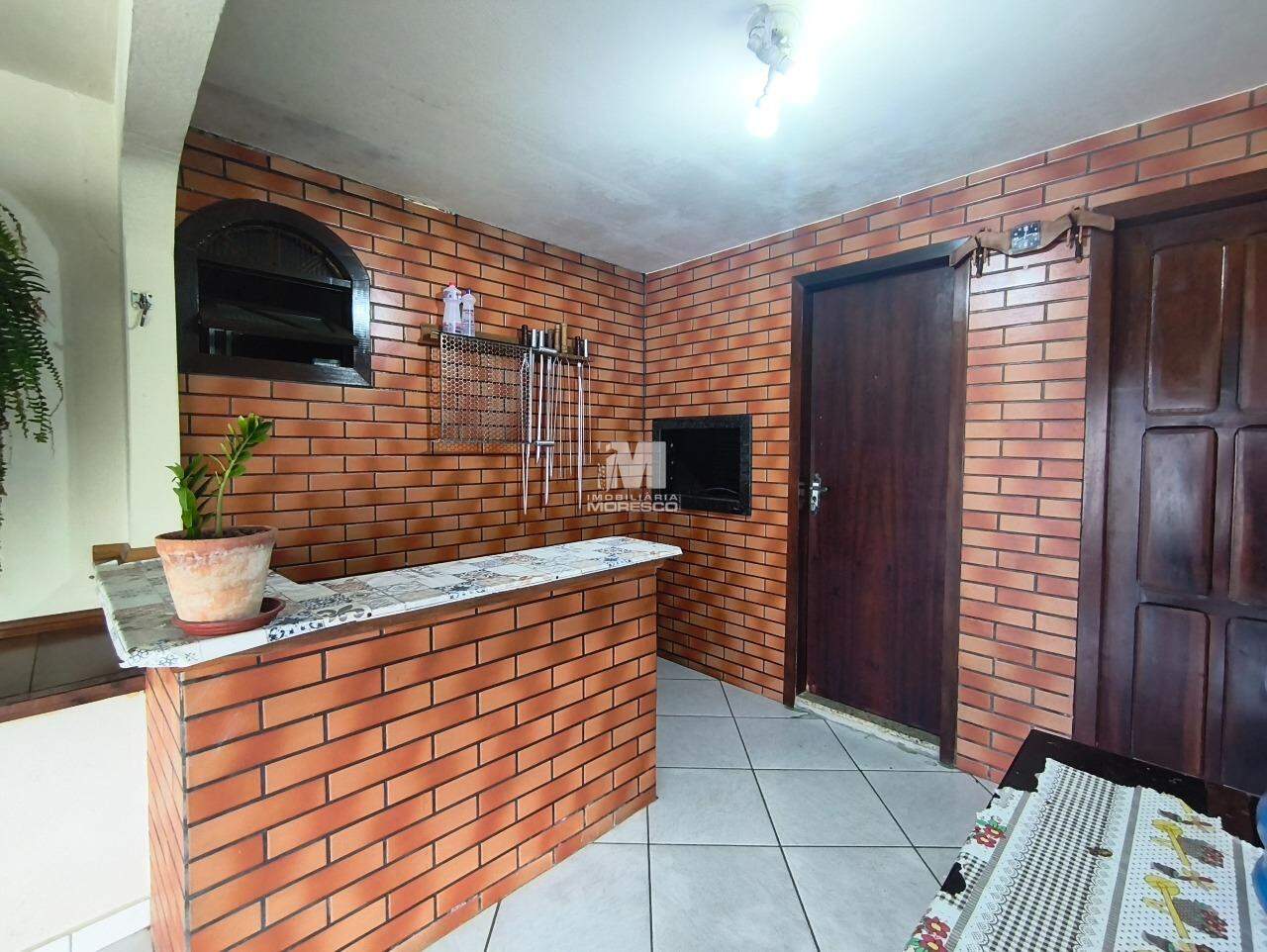 Casa à venda no bairro Centro: 