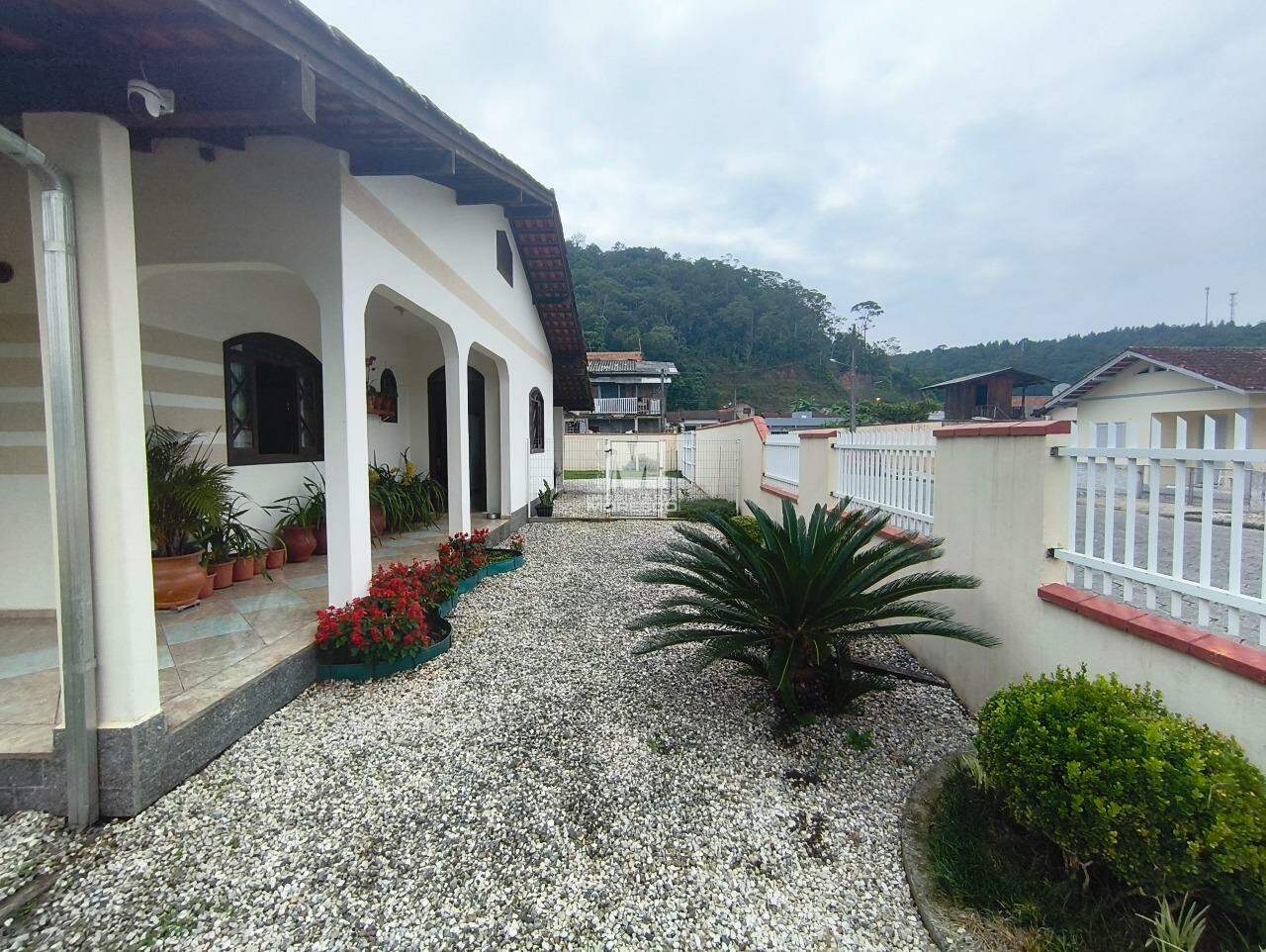 Casa à venda no bairro Centro: 