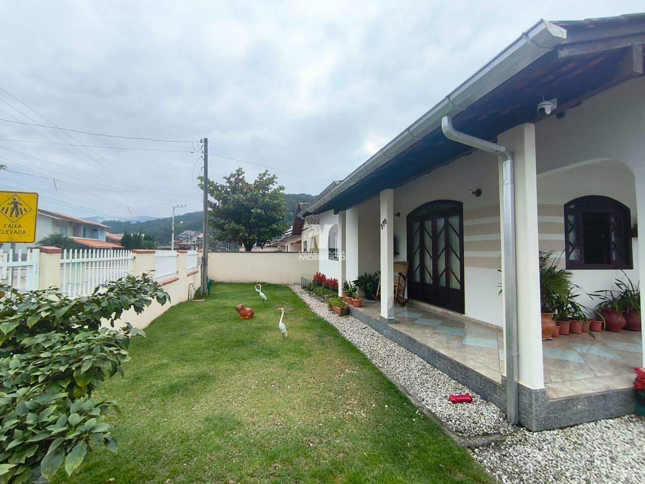 Casa à venda no bairro Centro: 
