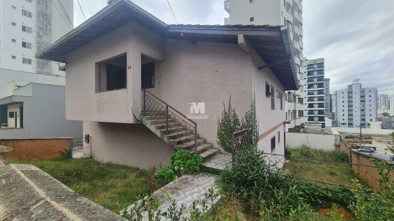 Casa à venda no bairro Centro I: 