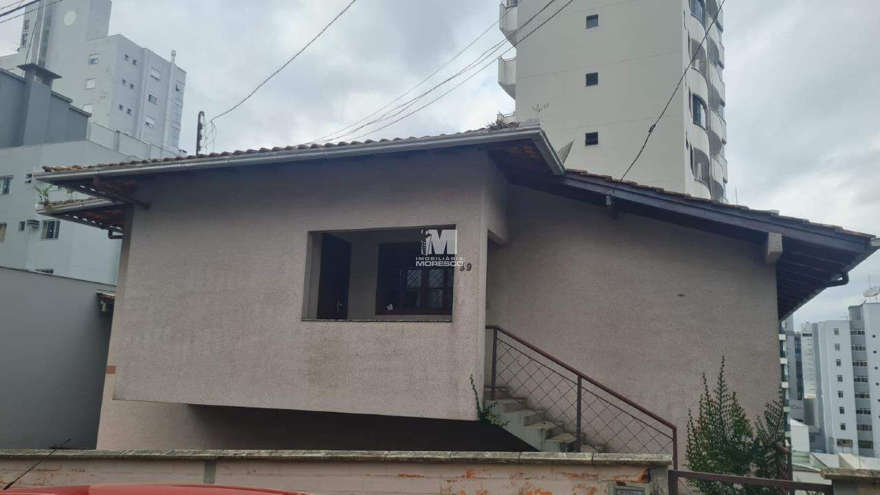 Casa à venda no bairro Centro I: 
