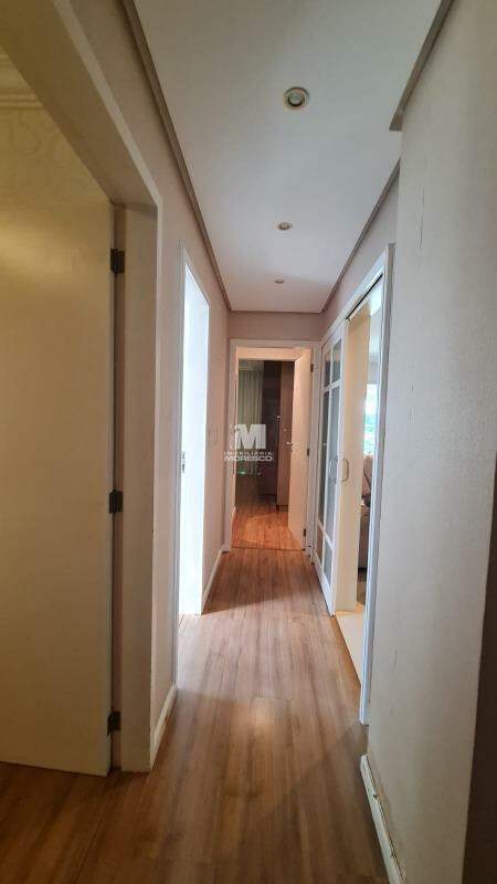 Apartamento para aluguel no bairro Centro: 