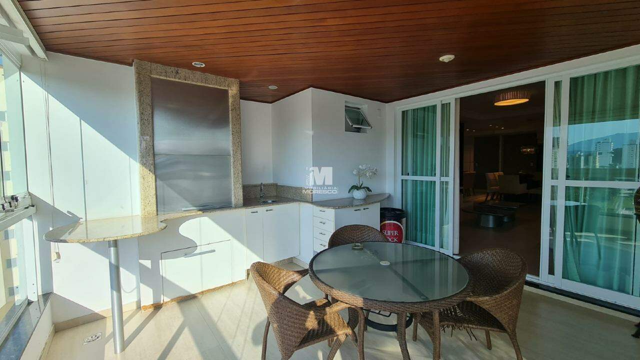 Apartamento para aluguel no bairro Centro: 